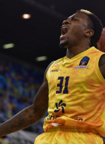 El Gran Canaria somete al Mincidelice JL Bourg en Bresse con brillantez (78-49)