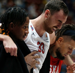 Buenas noticias para Nikola Milutinov. Al final, un mes de baja