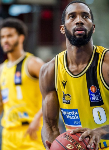 Khadeen Carrington fichará por el Baskonia