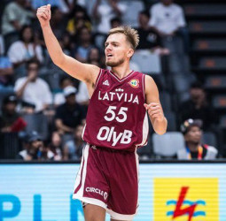 El Fenerbahce se hace con los servicios de Arturs Zagars