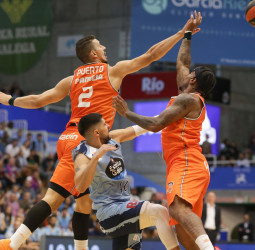 Otro final apretado que vuelve a salir cruz para el Breogán (59-61)