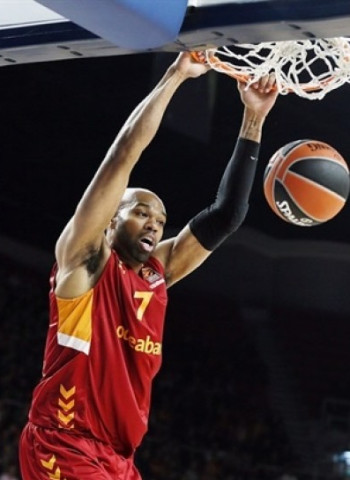 El Galatasaray hace oficial el fichaje de Alex Tyus por el Real Madrid