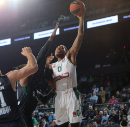 El Panathinaikos, muy superior al Darussafaka (67-91)