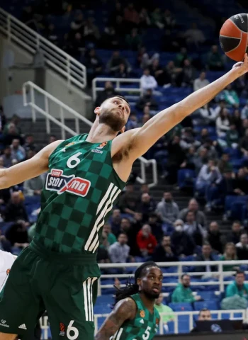 El Panathinaikos domina al Bayern, 86-76