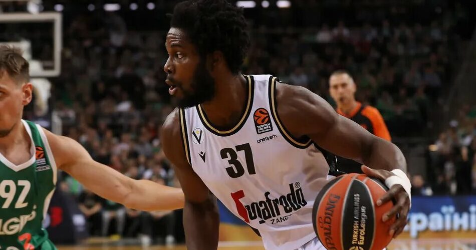 Darius Thompson y Semi Ojeleye, en la agenda del Olympiacos