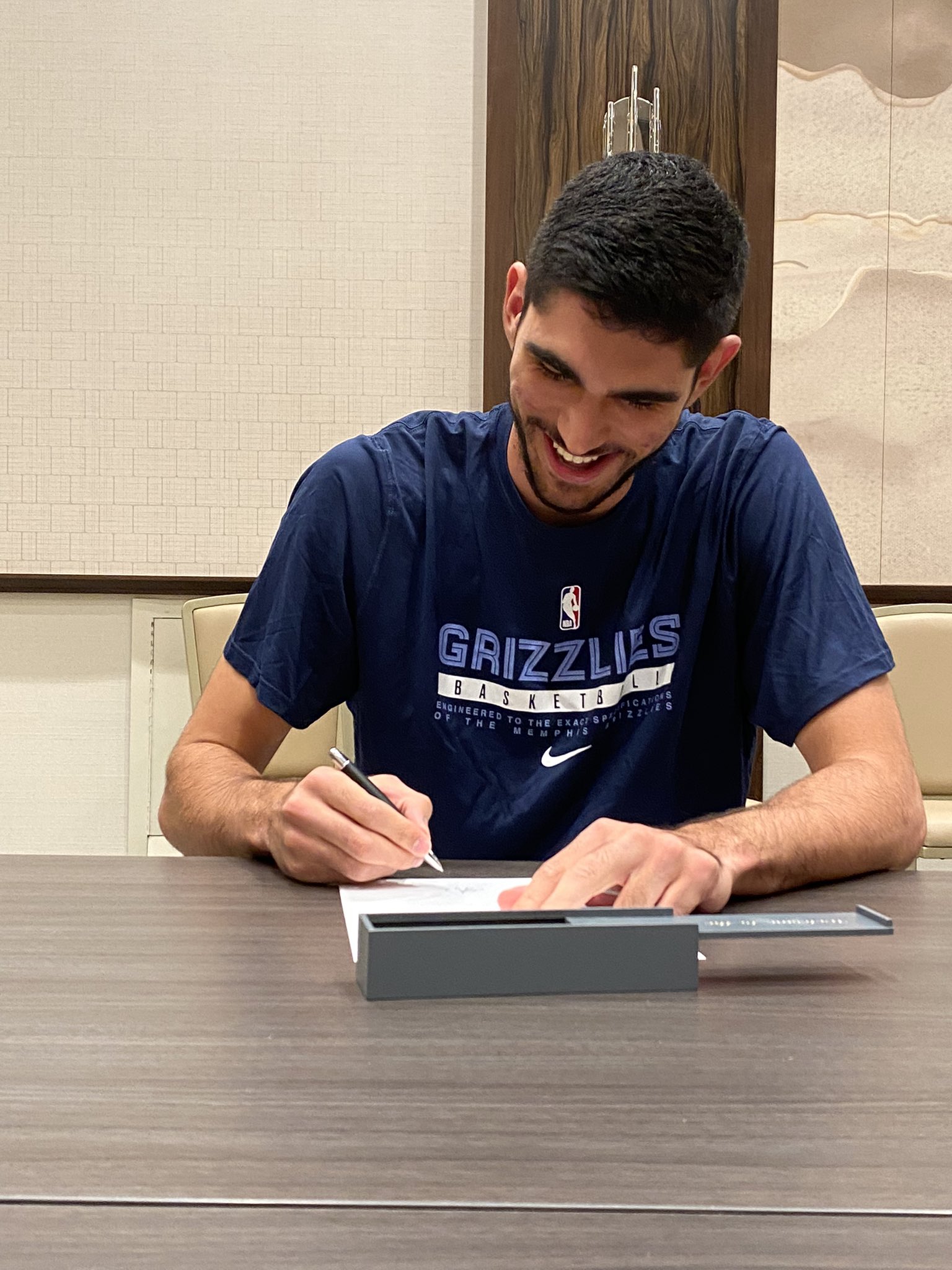 Santi Aldama, tres años a los Memphis Grizzlies