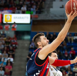 Primera parte de ensueño, segunda parte de pesadilla para el UCAM Murcia en Vitoria (87-75)