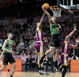 Un Tomic de récord rompe la mala racha del Joventut (81-86)