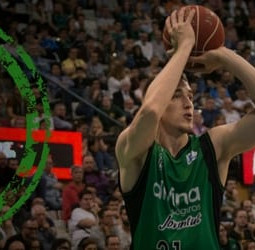 Tomasz Gielo renueva por una temporada