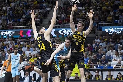 Huertas guía al Lenovo ante el Zunder Palencia, 92-71