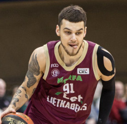 Juan Núñez, Lorenzo Brown, Deividas Sirvydis y Josh Nebo, los nombres del Real Madrid