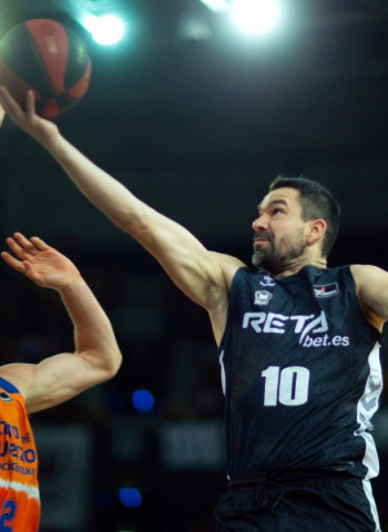La Fonteta como motor extra para recibir al RETAbet Bilbao Basket de Rafa Martínez