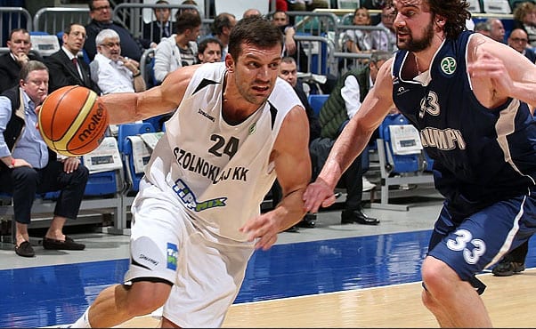 Strahinja Milosevic, experiencia serbia para el puesto de cuatro