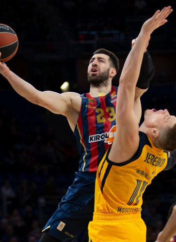El CSKA Moscú posa su interés en Tornike Shengelia