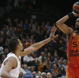 Duelo de altura en la Fonteta con la visita del Real Madrid