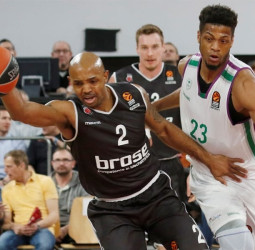 Ricky Hickman y Nikola Milutinov, MVP`s de la jornada 28 de la EuroLiga
