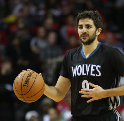 Los Timberwolves ofrecieron a Ricky Rubio a los Bucks