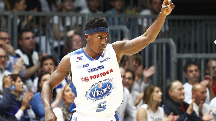 Awudu Abass pondrá rumbo al Armani Milán
