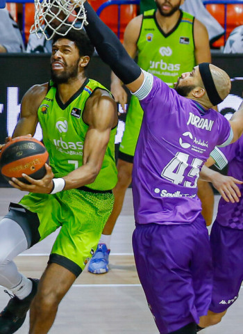 Despedida dulce de Urbas Fuenlabrada (101-77)