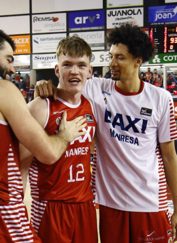 El BAXI Manresa sigue en buena forma y domina frente al Burgos (93-68)