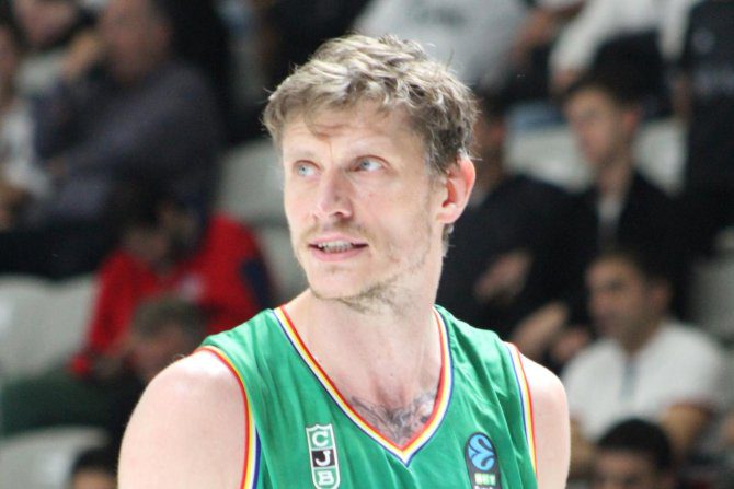 McKoy y Pustovyi, objetivos del MoraBanc Andorra para su juego interior