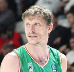 McKoy y Pustovyi, objetivos del MoraBanc Andorra para su juego interior