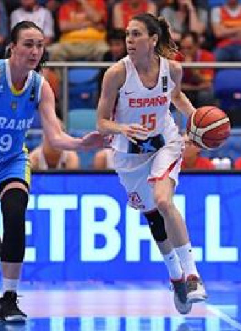 Baloncesto de equipo para sumar la segunda victoria (76-54)