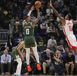 Lillard culmina el mejor final de partido de los Bucks, 100-101