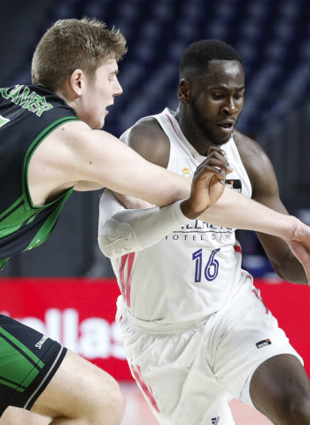 Decimosexta victoria del líder antes del playoff de la Euroliga (101-92)