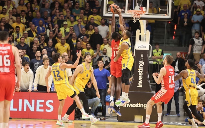 El Maccabi cierra mejor el partido ante el Olympiacos (90-84)