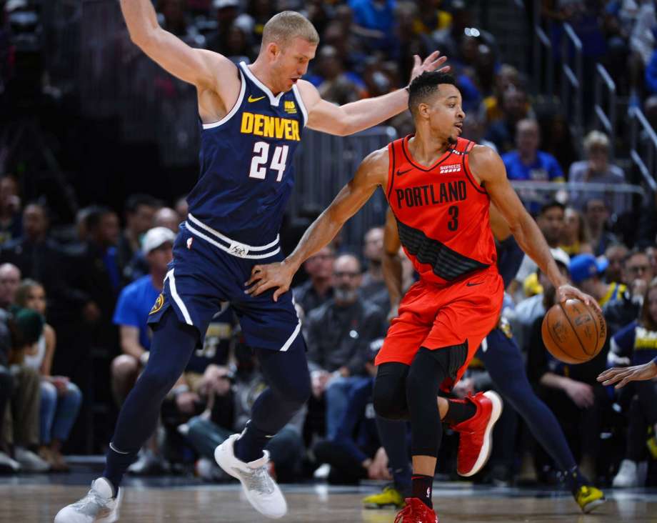 McCollum impulsa a sus Blazers hasta la final de conferencia (100-96) [3-4]