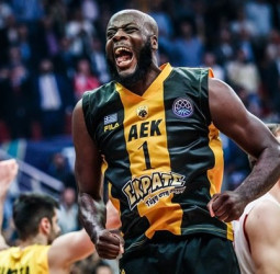 El UCAM Murcia incorpora a Delroy James