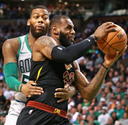 Raptors lidera el Este, Cavaliers supera a Celtics y Desmon lidera la victoria de los Hawks