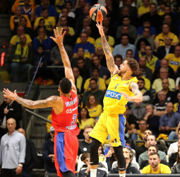 El CSKA se diluye ante el momento de forma del Maccabi (90-80)