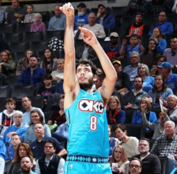 Abrines negocia su vuelta al Barcelona