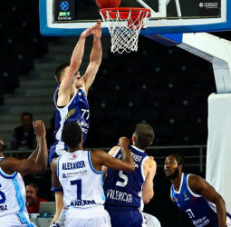 Sólido triunfo coral del Valencia en la pista del Turk Telekom Ankara (87-101)