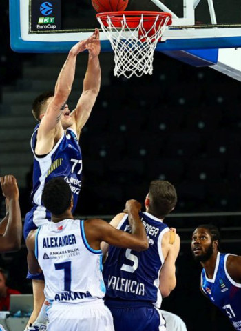Sólido triunfo coral del Valencia en la pista del Turk Telekom Ankara (87-101)