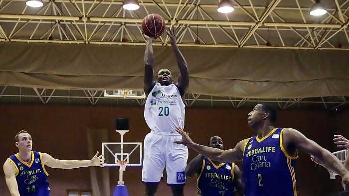 Derrota del Unicaja ante Herbalife Gran Canaria en Archidona (69-93)