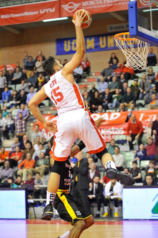 La lucha por los Play Off en la BCL se pone interesante. Pierre-Antonie Gillet del Iberostar Tenerife 36 de valoración