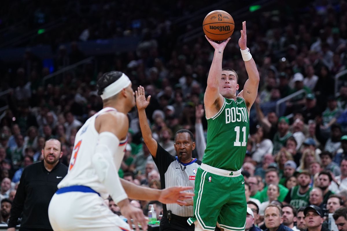 A Boston le vuelven a entrar los triples y arrasa en el MSG, 115-93 [1-2]