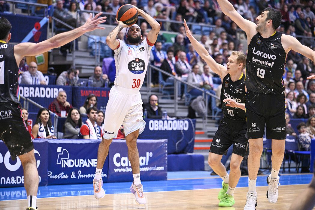 El Valencia Basket, muy interesado en Kassius Robertson