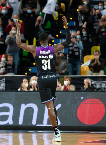 El Surne Bilbao Basket arrolla al Gran Canaria en Miribilla (95-80)