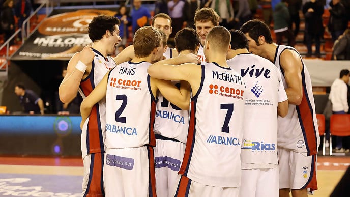 Un segundo periodo nefasto hunde la ICL Manresa ante el Obradoiro (64-81)