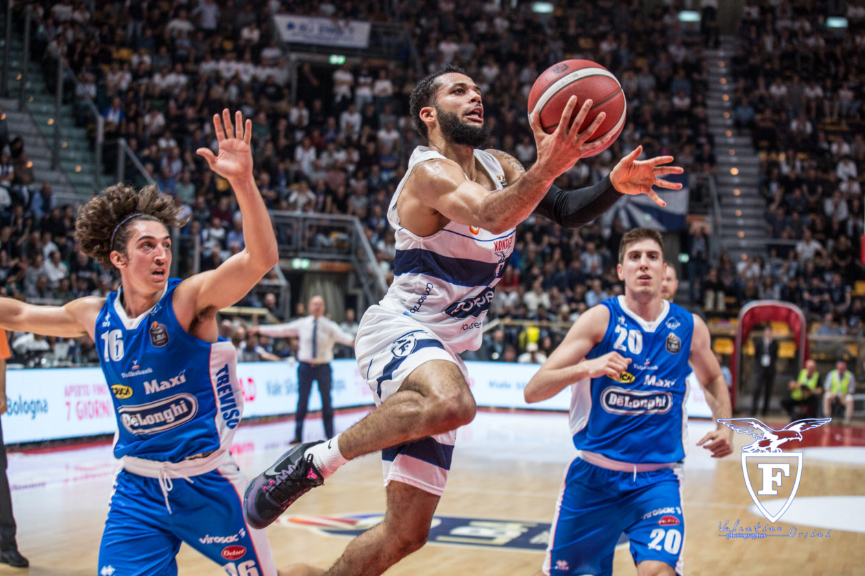 Kassius Robertson fichará por el Monbus Obradoiro