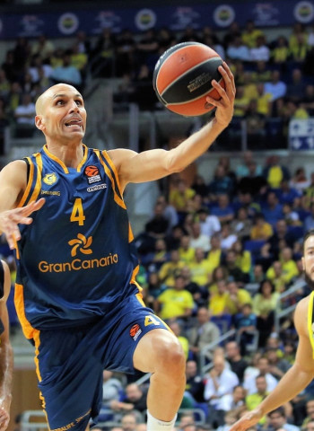 Albert Oliver quiere seguir al menos un año más en el Herbalife Gran Canaria