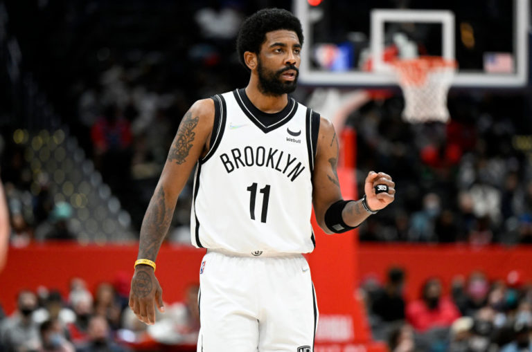 Kyrie Irving se va hasta los 60 puntos
