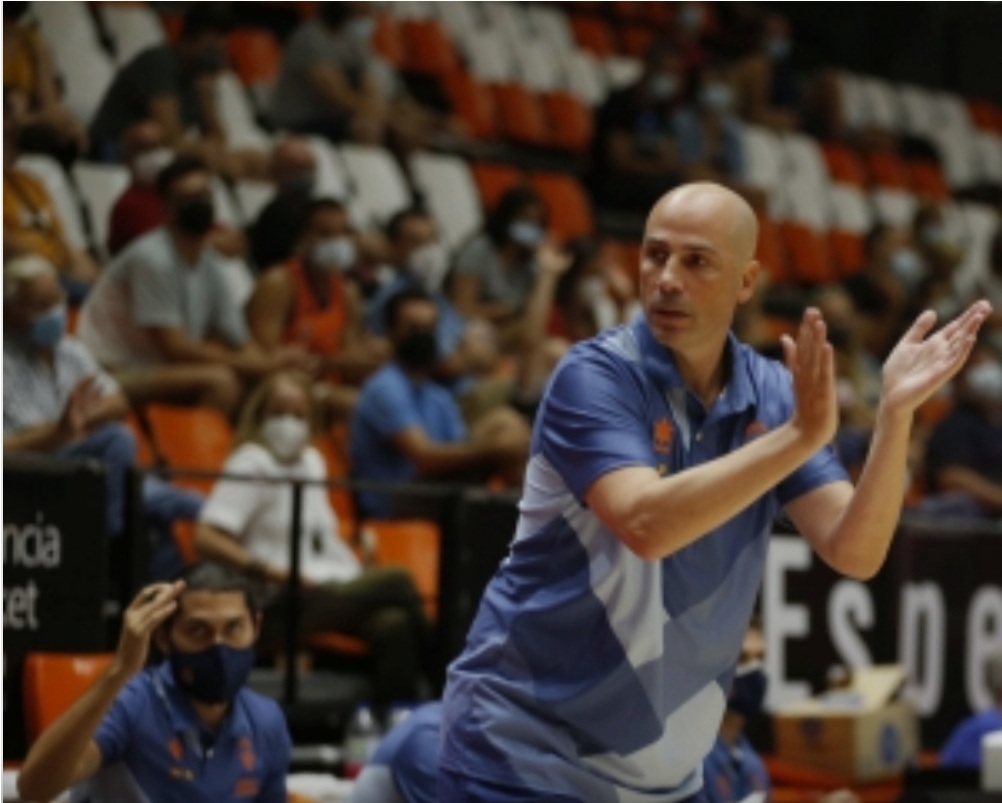 Declaraciones Joan Peñarroya previa Baxi Manresa - Valencia Basket