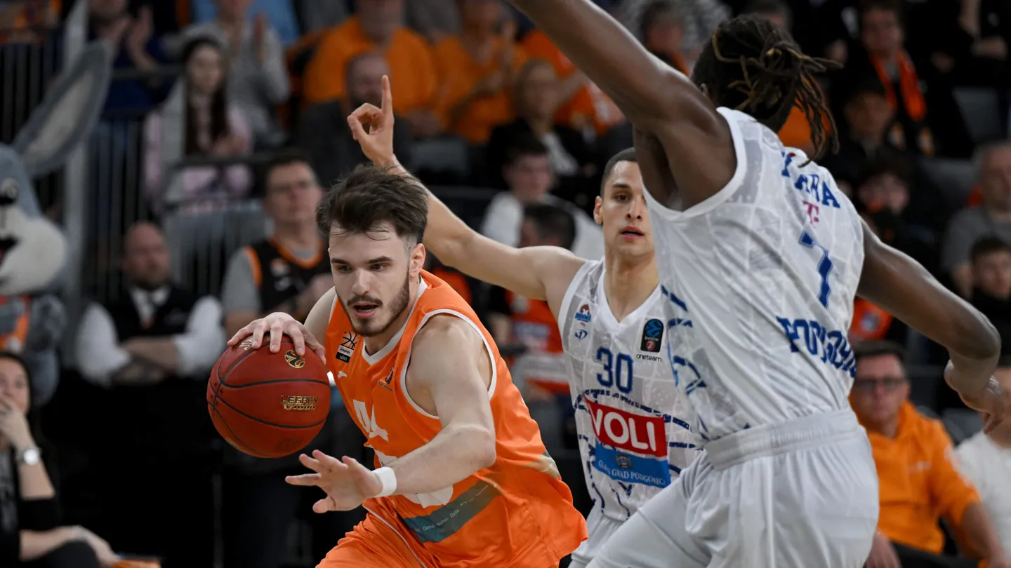 El Ulm remonta y derrota al Buducnost, 92-83