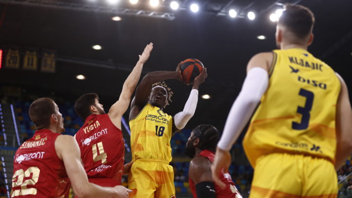 La revelación del curso visita el Gran Canaria Arena