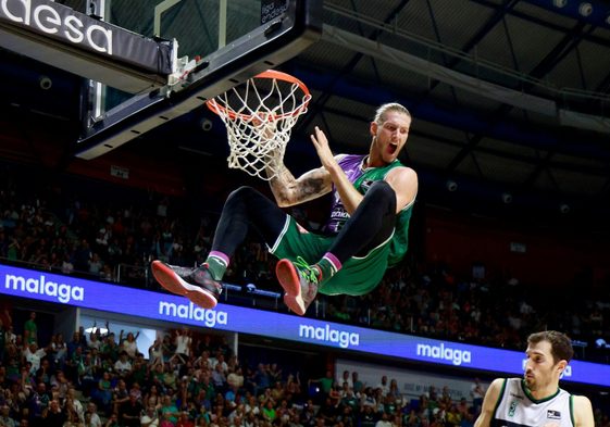 El Unicaja somete al Joventut y firma su segunda victoria en casa (113-91)